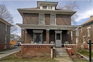 531 Watson St, Aurora, IL 60505
