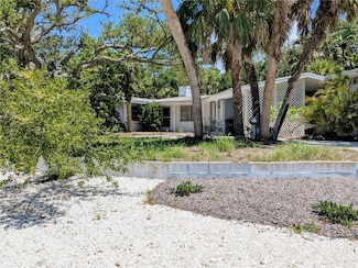 5369 Shadow Lawn Dr, Sarasota, FL 34242