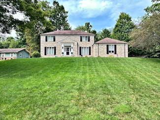 2716 Briarwood Dr, Tiffin, OH 44883