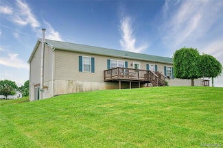 5771 Milett Rd, Fowlerville, MI 48836