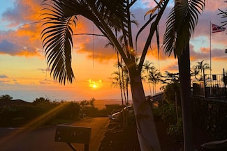 73-1501 Laakea St, Kailua Kona, HI 96740