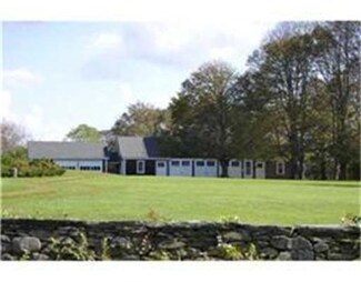 19 Baileys Ledge Rd, Little Compton, RI 02837