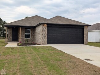 5104 Yukon Dr, Jonesboro, AR 72405