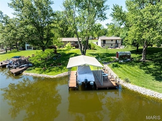 36 Shore Dr SW, Edwardsville, IL 62025