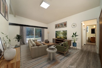 1738 Raymar St, Santa Ana, CA 92703