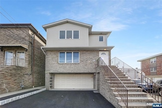 234 Cliff St, Cliffside Park, NJ 07010