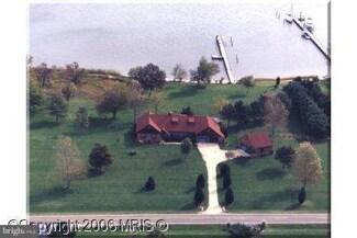 3205 Bennett Point Rd, Queenstown, MD 21658