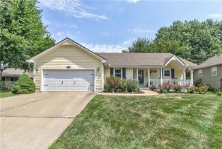 703 Lark St, Raymore, MO 64083