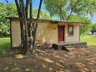 625 S 1st Ave, Durant, OK 74701