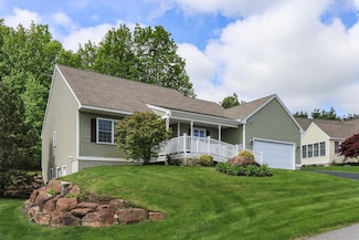 32 Stone Sled Ln, Bow, NH 03304
