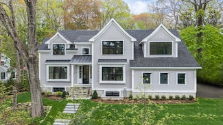 30 Hobart Rd, Wellesley, MA 02482