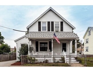 31 Warren St, Stoneham, MA 02180