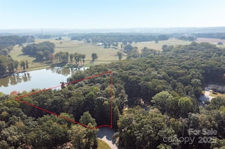 157 Poplar Leaf Ln Unit 10, Statesville, NC 28625