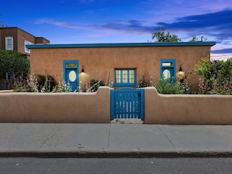 512 Agua Fria St, Santa Fe, NM 87501