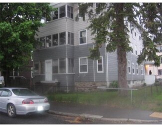 39 Arthur St, Worcester, MA 01604