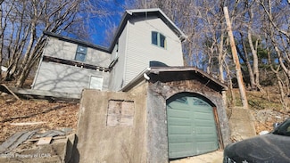 11 E Hillside Ave, Plymouth, PA 18651
