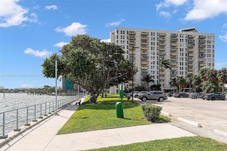 880 NE 69th St Unit 2F, Miami, FL 33138