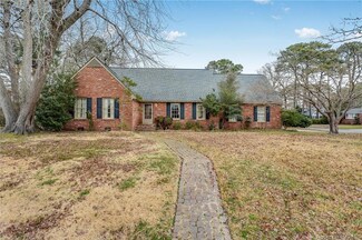 35 Alexander Dr, Hampton, VA 23664