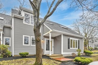 48 Old Quarry Dr, Weymouth, MA 02188