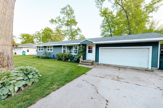 1905 Ora St, Muskegon, MI 49445