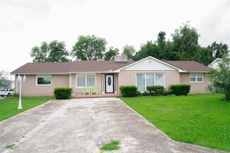 102 Robin Rd, Bowling Green, KY 42101