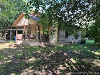 202 S Elm St, Chelsea, OK 74016