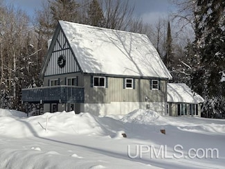 10830 N Blunder Rd, Bessemer, MI 49911