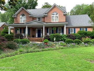 8437 Fazio Dr, Wilmington, NC 28411