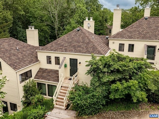 1214 Chatham Ridge, Charlottesville, VA 22901