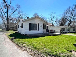 108 S 27th St, Goshen, IN 46528