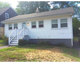 69 Sheridan Dr, Marshfield, MA 02050