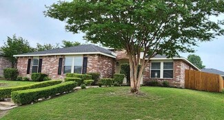 1451 Lochspring Dr, Rockwall, TX 75032