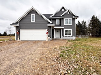 1202 Oakwood Dr, Ladysmith, WI 54848