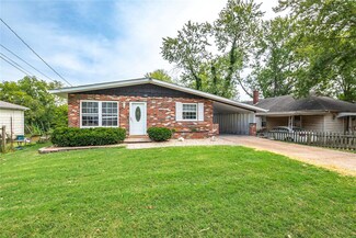 112 Holdinghausen Dr, Crystal City, MO 63019