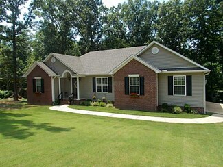 60 Twin View Cove, Selmer, TN 38375