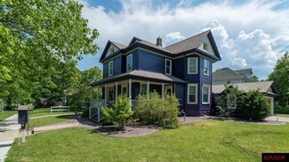526 526 W Park Row, St. Peter, MN 56082