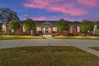 2200 SE Laurel Run Dr, Ocala, FL 34471