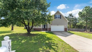 705 Colonial Hills Dr, Lillington, NC 27546
