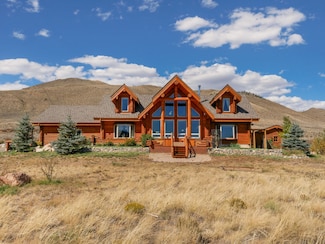 8 Fox Willow Ct, Laramie, WY 82070