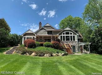 5280 Inverrary Ln, Commerce Township, MI 48382