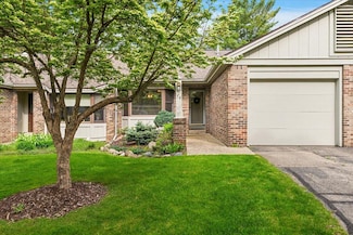 74 Skyline Cir NW Unit 148, Grand Rapids, MI 49504