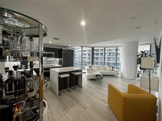 45 SW 9th St Unit 2501, Miami, FL 33130