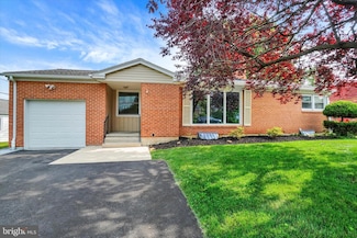 2515 Schoolhouse Ln, York, PA 17402
