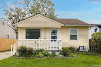 3551 Royal Ave, Berkley, MI 48072