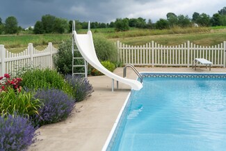 11 Jaspers Ln, Stuarts Draft, VA 24477