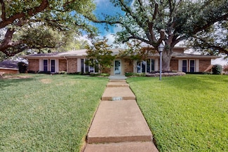 2819 Quail Ridge Dr, Carrollton, TX 75006