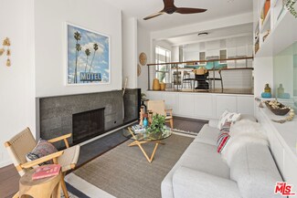 25 Mast St, Marina Del Rey, CA 90292