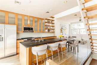 602 Bergen St, Brooklyn, NY 11238