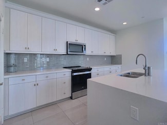 2730 Pepino St, Spring Valley, CA 91977