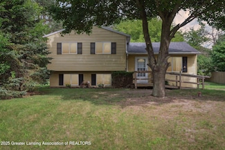 13179 Heather Ln, Perry, MI 48872